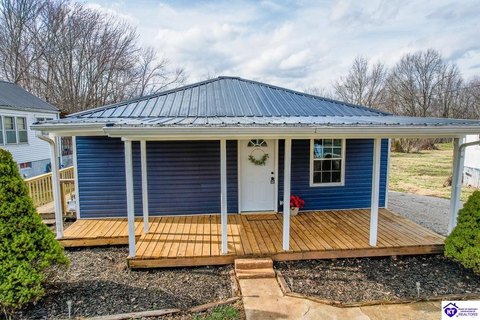 Renovated Bungalow in Magnolia, KY