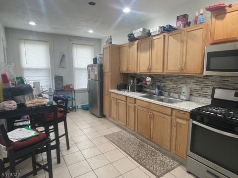 Renovated Duplex with One Furnace