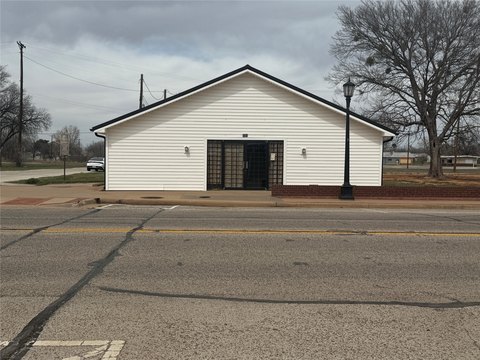 Corner Lot Commercial Building