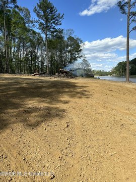 Land, Canton, MS