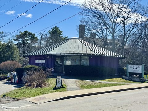 Multi-Tenant Retail Space