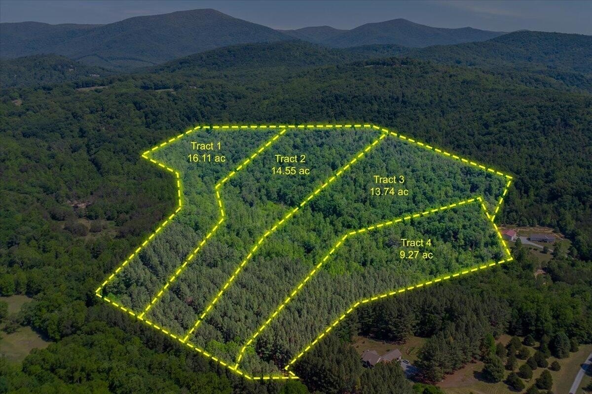 Secluded Land Near Peaks of Otter