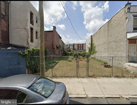 Land, PHILADELPHIA, PA