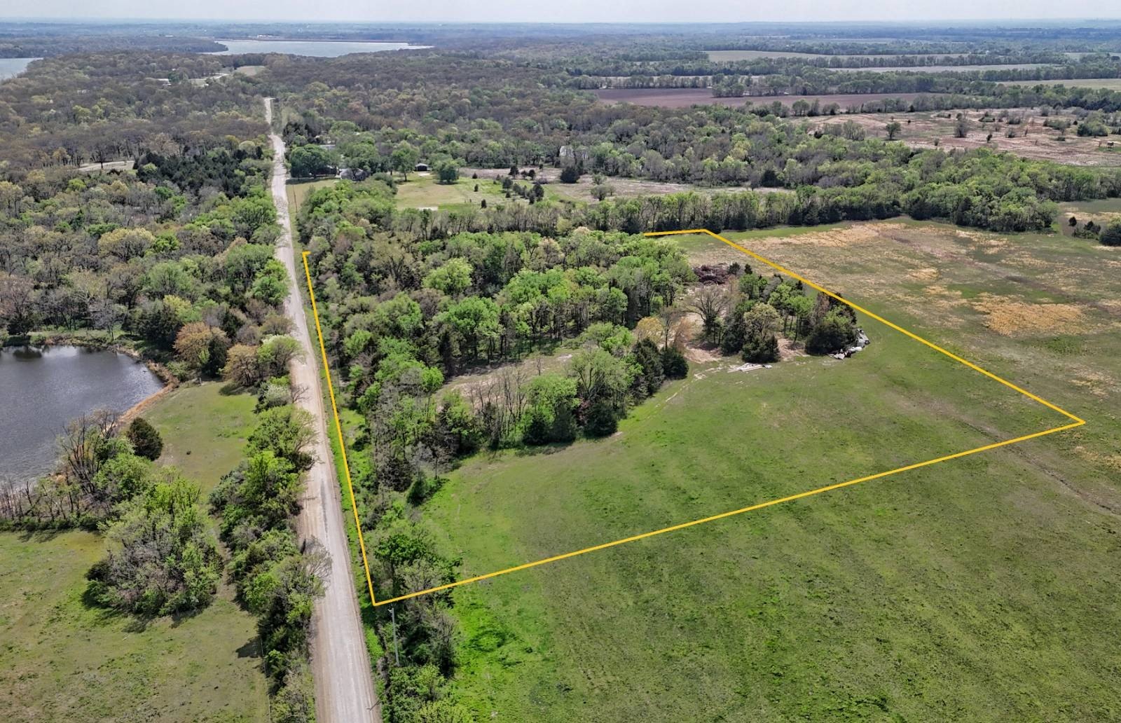 Secluded Land Near Big Hill Lake