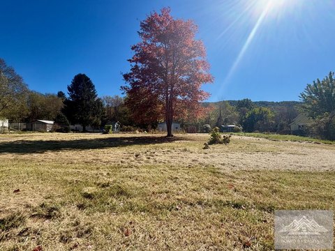 Lots, PETERSTOWN, WV