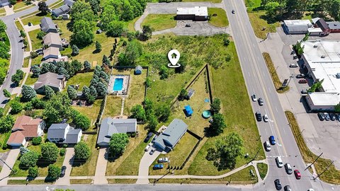 Land, Rockford, MI