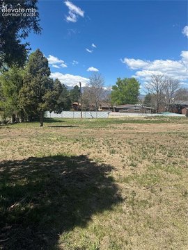 LAND - Colorado Springs, CO