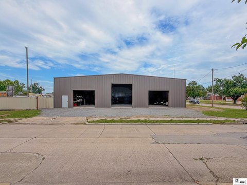 New Warehouse with Overhead Doors