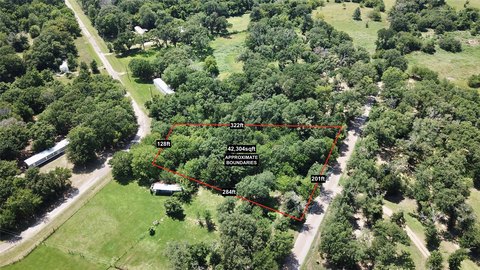 LAND - Trinidad, TX