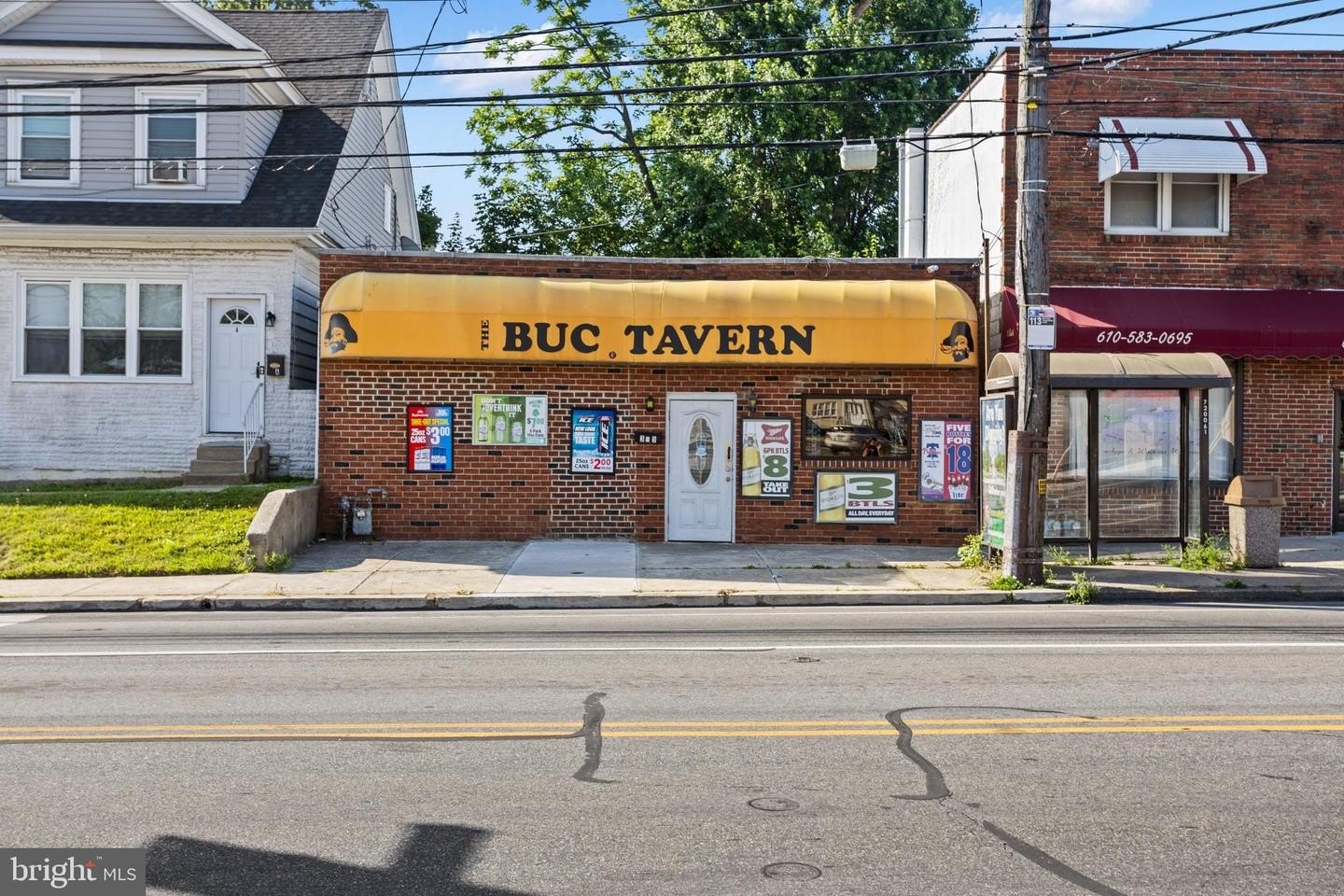 Glenolden Bar with Liquor License