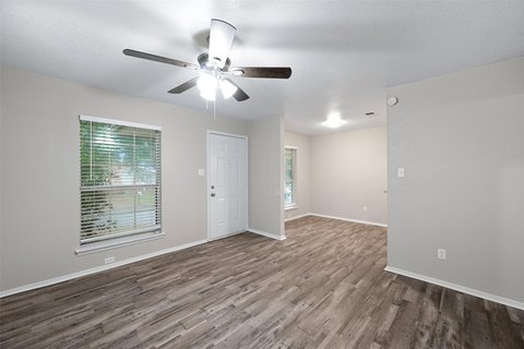 Updated Duplex with Parking