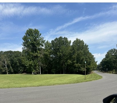 Residential Land in Settled Neighborhood
