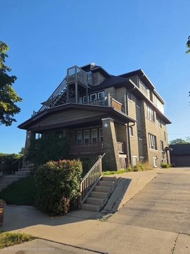 9-Bedroom Triplex