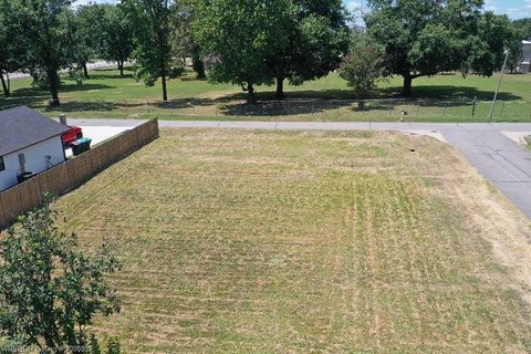 LAND - Fort Smith, AR