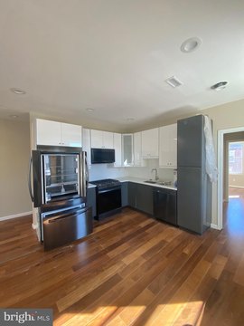 Renovated Duplex in Baltimore Location