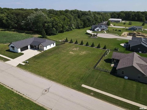 Residential Land in Eureka, Illinois