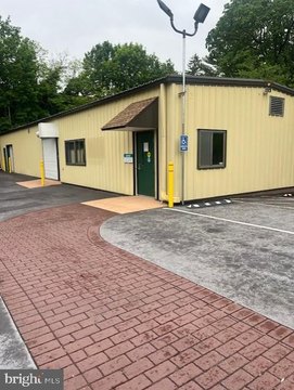 HAGERSTOWN Commercial Space For Lease