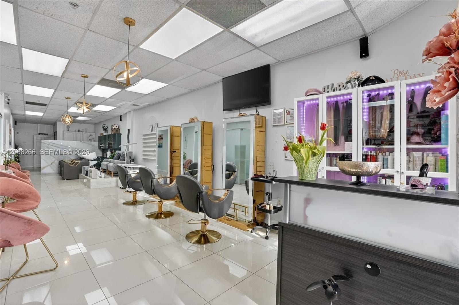 Established Beauty Salon in Kendall