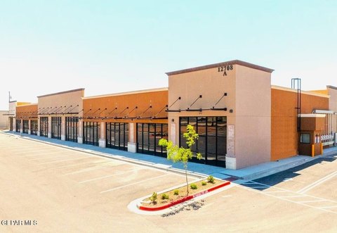 Multi-Tenant Shopping Center