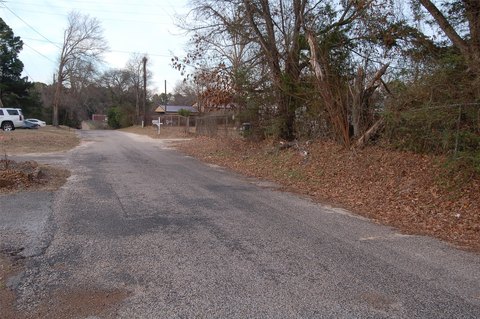 Commercially Zoned Land Tract