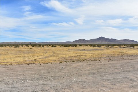 Helendale Land with Desert Views