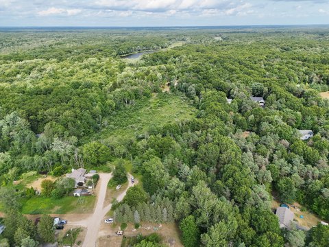 LAND - Rockford, MI