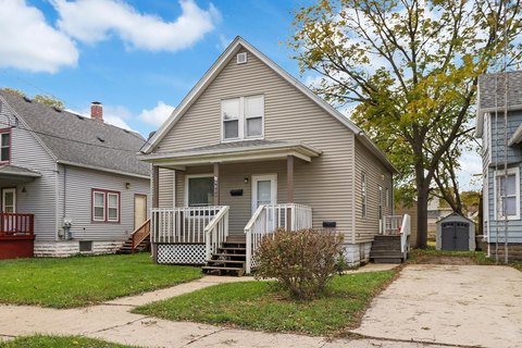 Duplex/2 Story - Kenosha, WI
