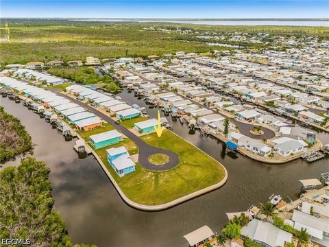 Land, St James City, FL