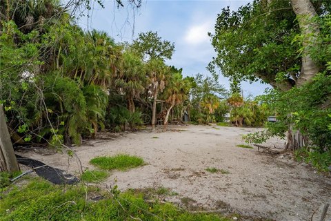 Land, SARASOTA, FL