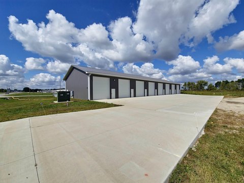 Flex Space Suites with Overhead Door