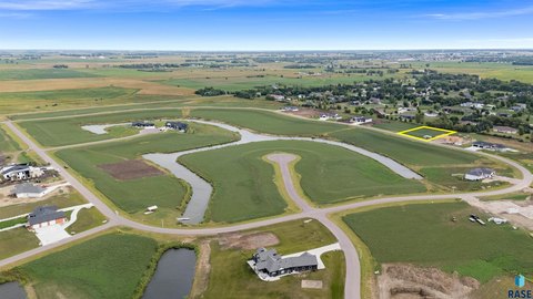 Land, Tea, SD
