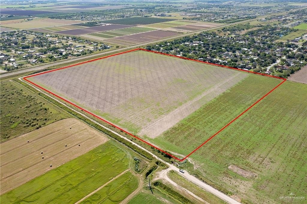 Land Between Alamo and Donna