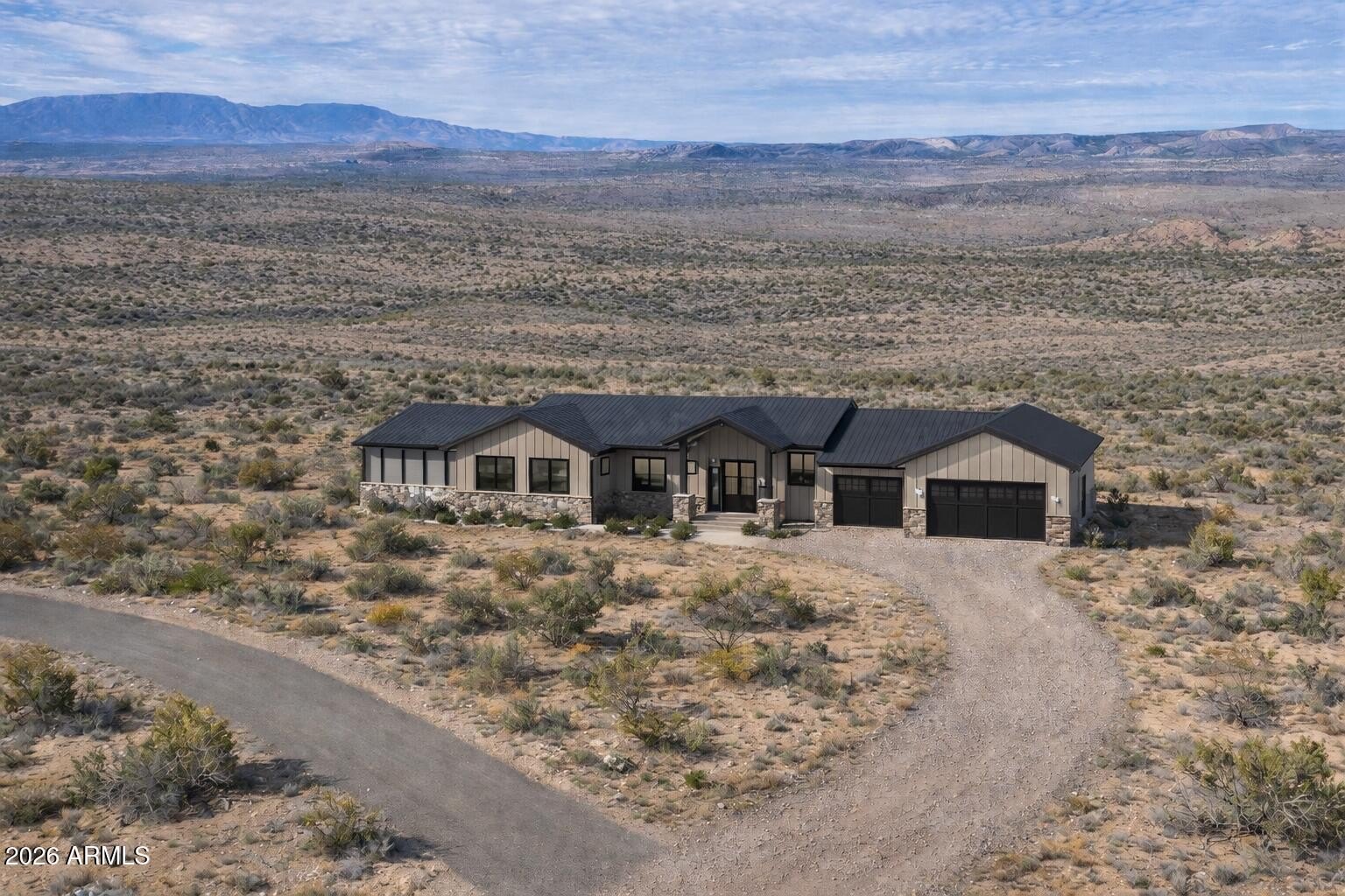 Rimrock Corner Lot with Views