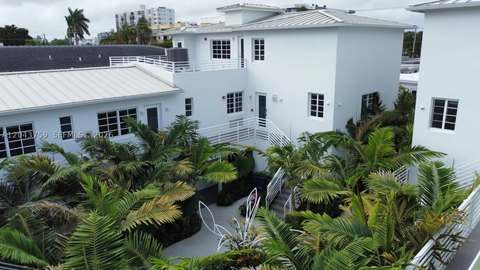 Upgraded 20-Unit Loft Multifamily