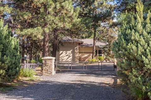 Land, Bend, OR