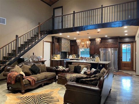 Barndominium on 48.5 Acres