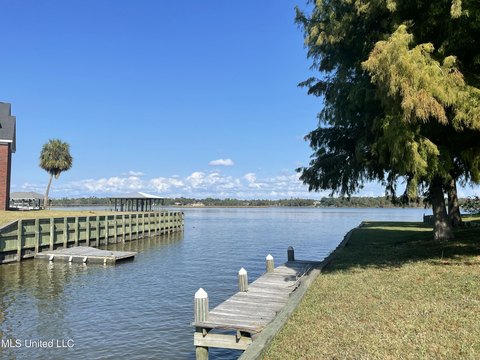 Waterfront Lot with Bay View