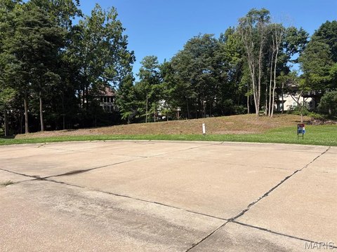 Residential Lot in Timberwolfe Subdivision