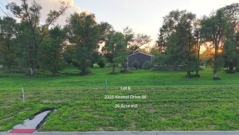 Land/Lot/Farm, Cedar Rapids, IA