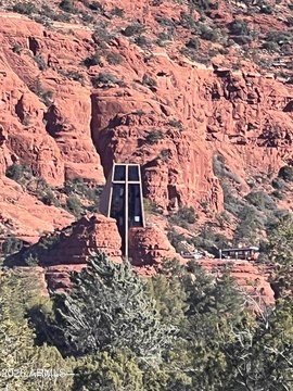 Sedona Land with Red Rock Views