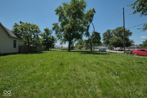 LAND - Indianapolis, IN