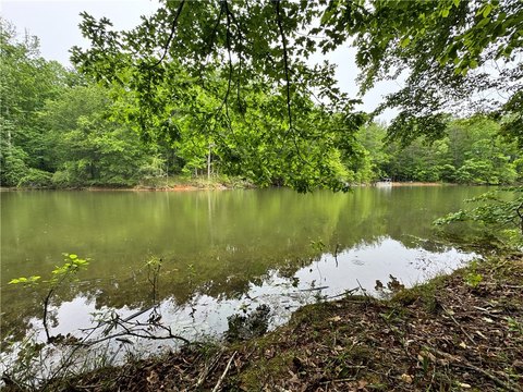 Waterfront Lot in Foxwood Hills