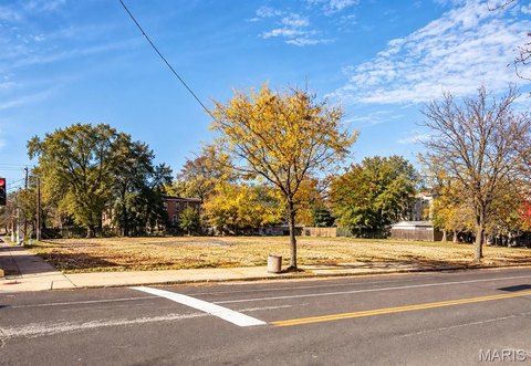 Land, St Louis, MO