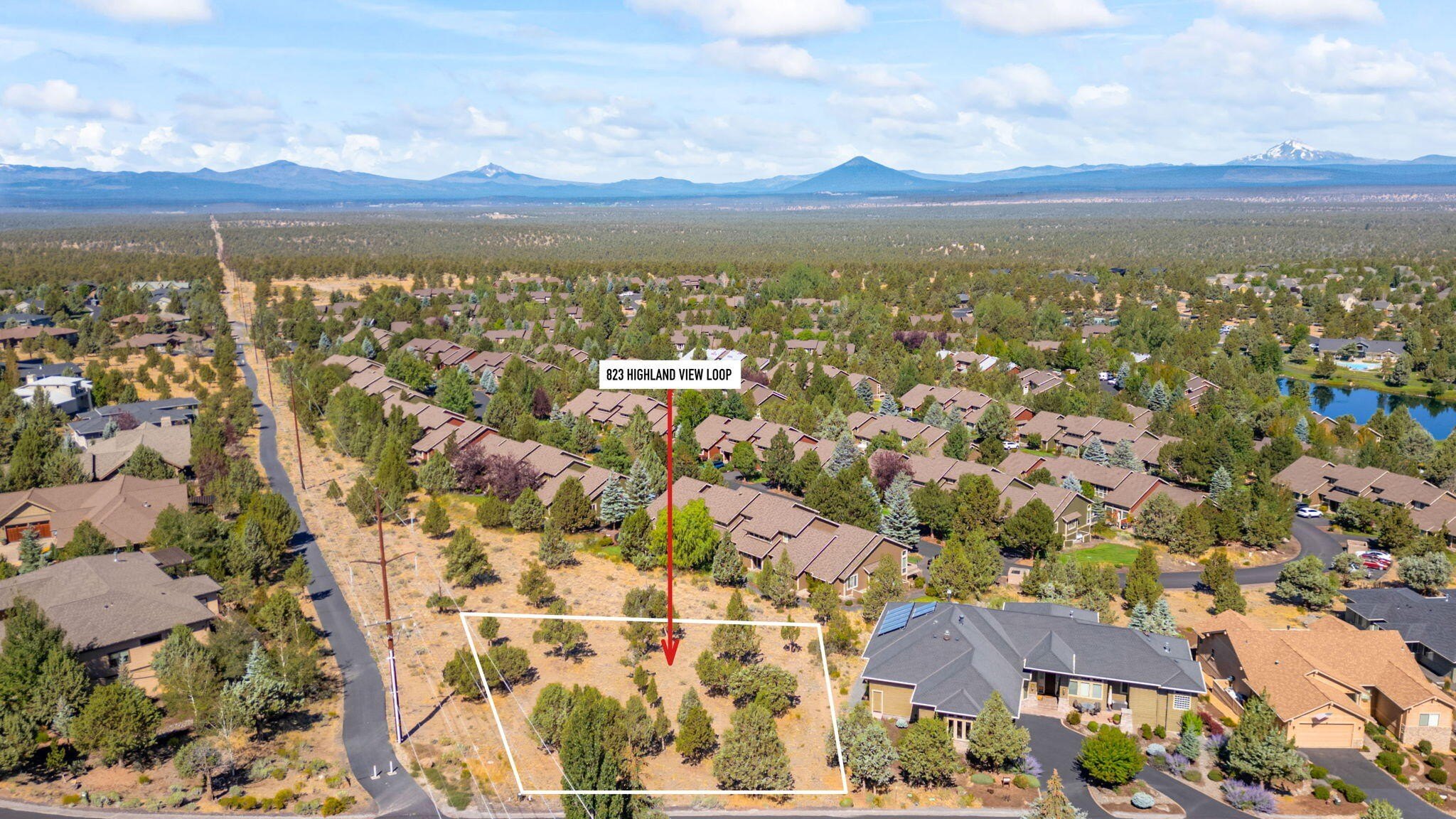 Redmond Land with Mountain Views