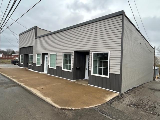Remodeled Retail or Office Space