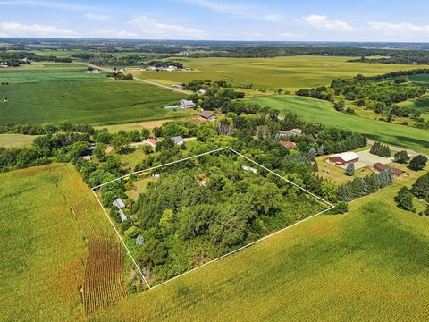 Land, Hampton, MN