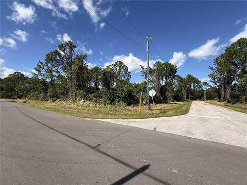 Residential Land in Sun N’ Lake