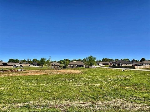 LAND - Tahlequah, OK