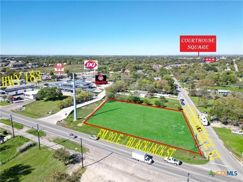 Prime Commercial Lot in Lockhart