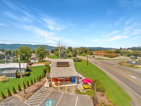 Roaring Spring Commercial Restaurant Opportunity